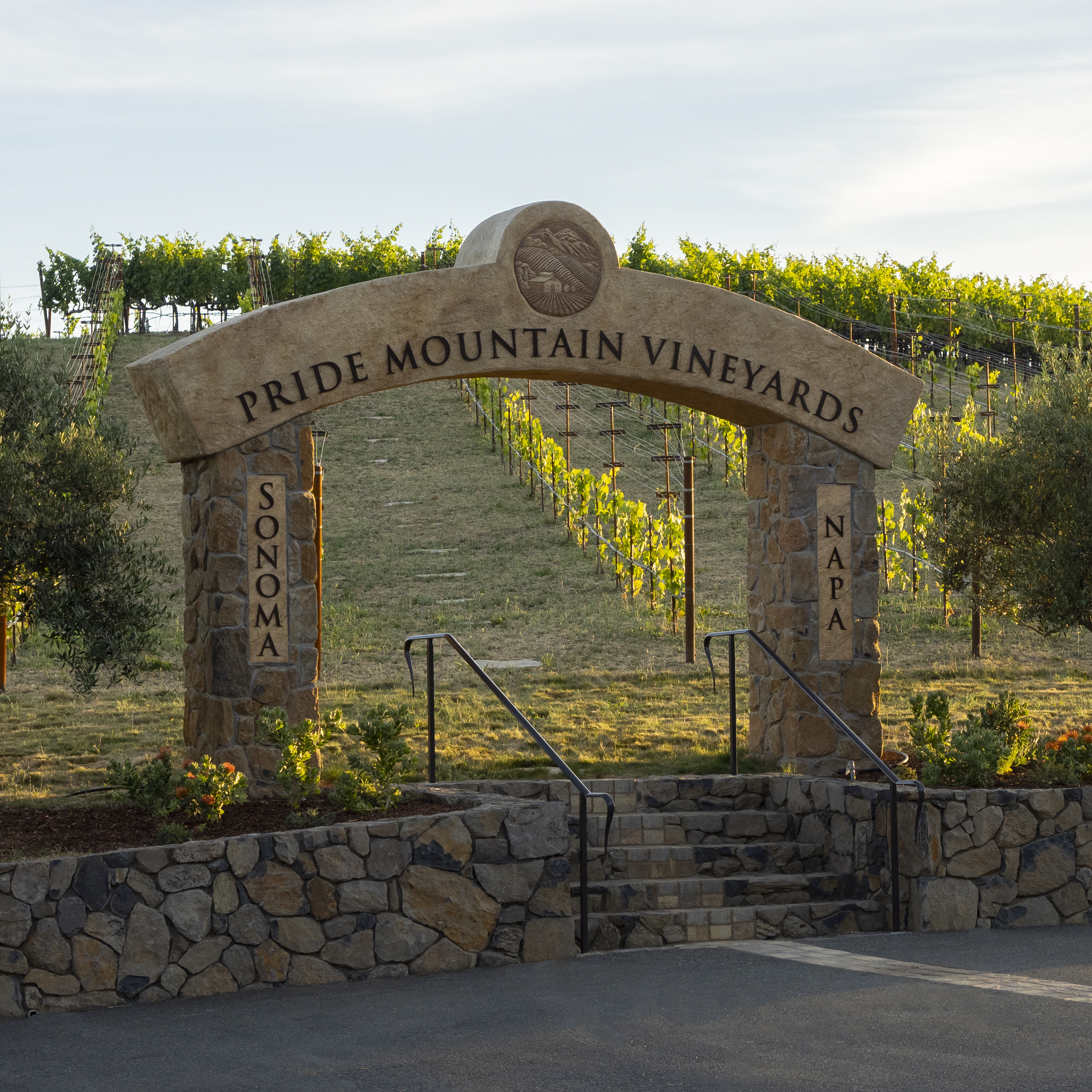 PMV County Line Arch